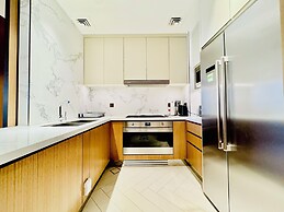 Venduras Skyline 3BR at Address Opera