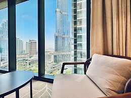 Venduras Skyline 3BR at Address Opera