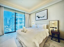 Venduras Skyline 3BR at Address Opera