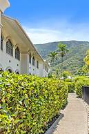 Salt Sand Retreat 1BR Resort Spa