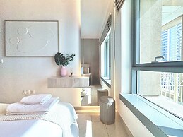 Venduras Chic 1BR near Burj Khalifa