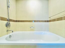 Venduras Chic 1BR near Burj Khalifa