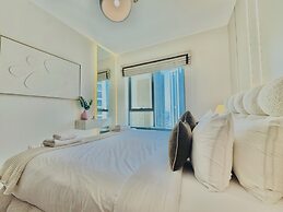 Venduras Chic 1BR near Burj Khalifa