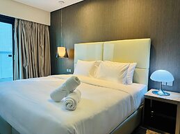 Venduras Chic 1BR at Damac Tower