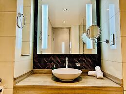 Venduras Chic 1BR at Damac Tower