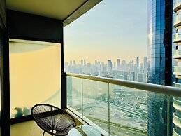 Venduras Cozy 1BR at Damac Tower