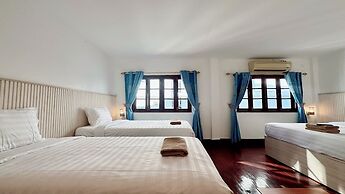 Paradise Hostel