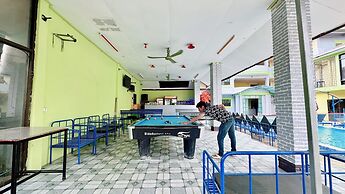 Paradise Hostel