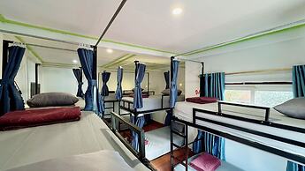 Paradise Hostel