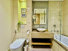 Venduras Cozy 3BR at Damac Tower