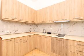 Hill Suites