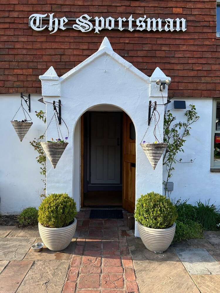 The Sportsman Inn