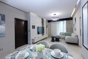 Stylish 2BR Business Bay Pool Access