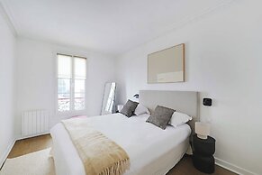 Beautiful Apartment 2br/6p - Eiffel Tower