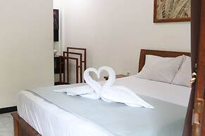 Adhya Guest House