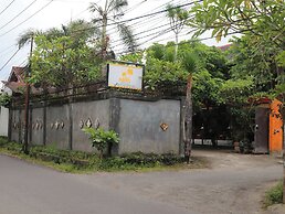 Adhya Guest House