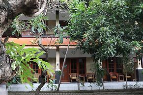 Adhya Guest House