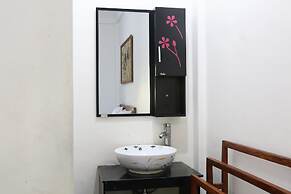 Adhya Guest House