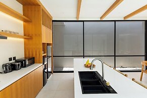 Villa Tin by Pertama Stay