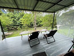 Amornkeeree Khao Sok Camping
