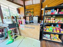 Amornkeeree Khao Sok Camping