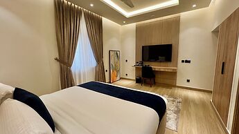 Aurhom By Royal Inn