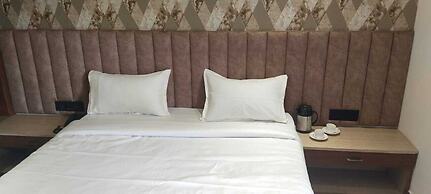 Hotel B K Stay