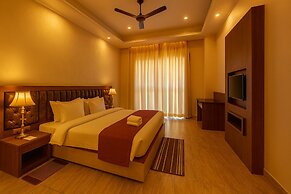 Xenious Opulent Hamirpur
