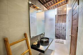 Kayu Jati Cottages