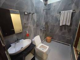 Hotel Bhoomi Palace & Restaurant