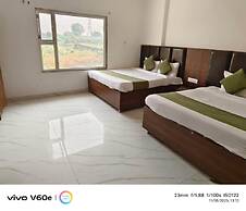 Hotel Bhoomi Palace & Restaurant