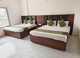 Hotel Bhoomi Palace & Restaurant