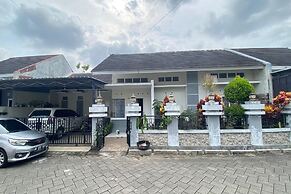 OYO 94935 Rahayu Homestay