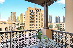 Arabian Elegance 1BR Zanzabeel 1 w Views