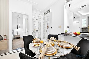 Arabian Elegance 1BR Zanzabeel 1 w Views