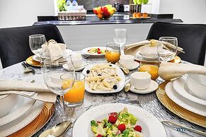 Arabian Elegance 1BR Zanzabeel 1 w Views