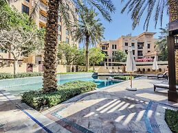 Arabian Elegance 1BR Zanzabeel 1 w Views