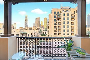 Arabian Elegance 1BR Zanzabeel 1 w Views