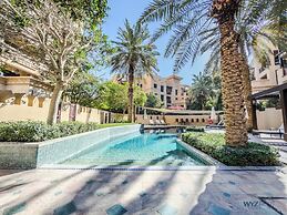 Arabian Elegance 1BR Zanzabeel 1 w Views