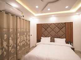 Hotel Aura Inn