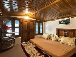 Mountain Retreat Nainital