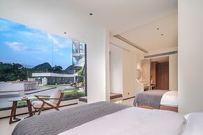 Karst Scenic Hotel