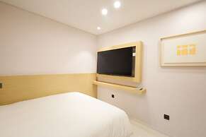Busan Seomyeon Nestly Hotel