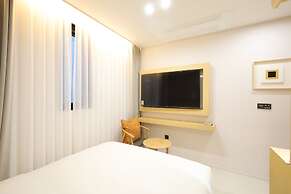 Busan Seomyeon Nestly Hotel