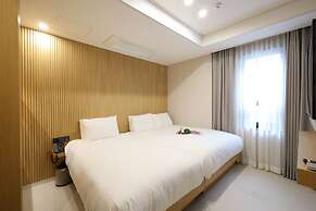 Busan Seomyeon Nestly Hotel
