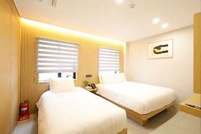 Busan Seomyeon Nestly Hotel
