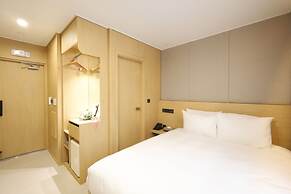 Busan Seomyeon Nestly Hotel