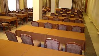 Abuya Palace Hotel Moyale