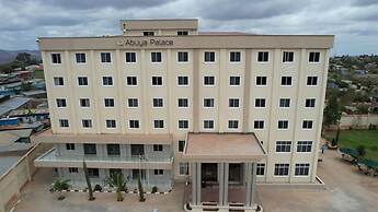 Abuya Palace Hotel Moyale