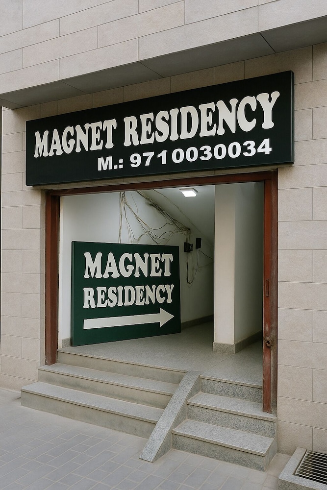 Magnet Residency